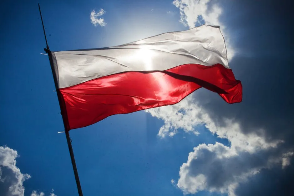 sky-blue-flag-poland