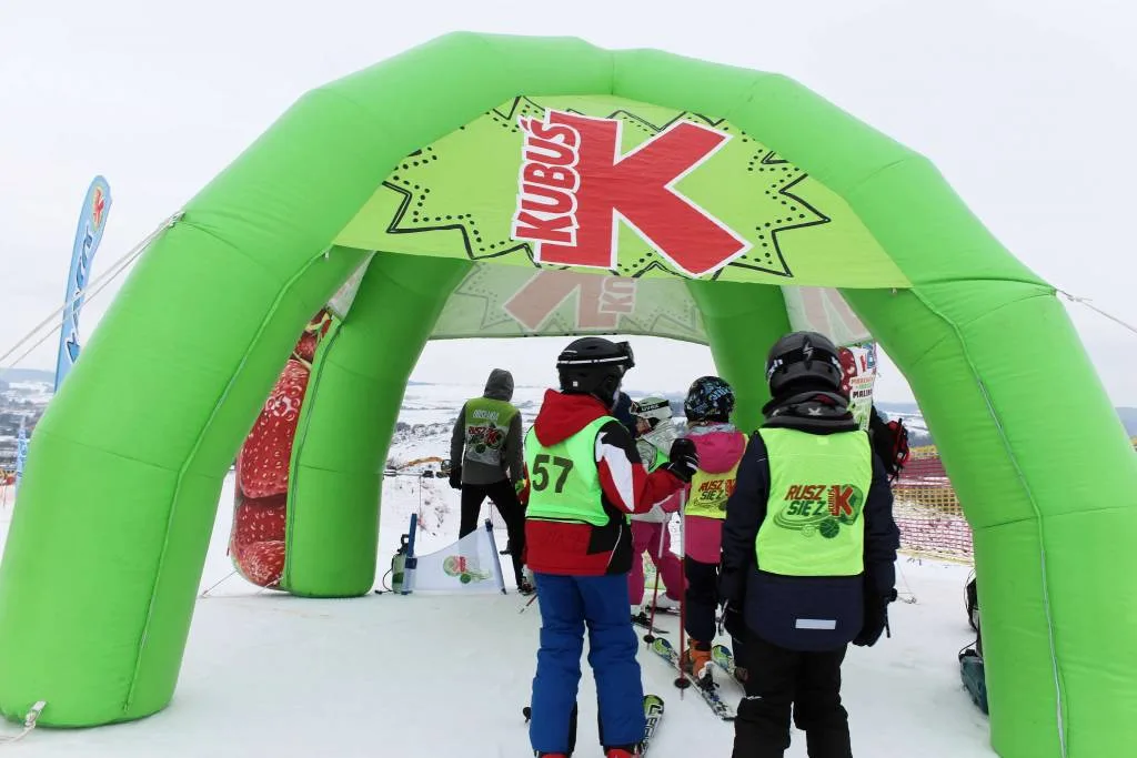 Young skiers during the winter Kubuś event