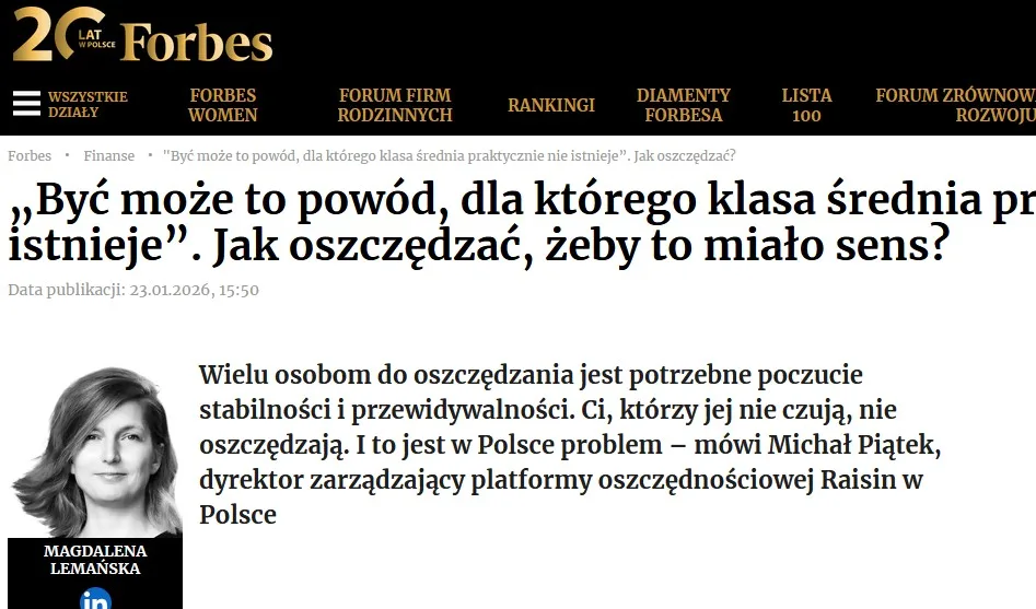 Screenshot of a Forbes Poland article about saving money and the condition of the middle class, featuring an expert quote from the Raisin platform.